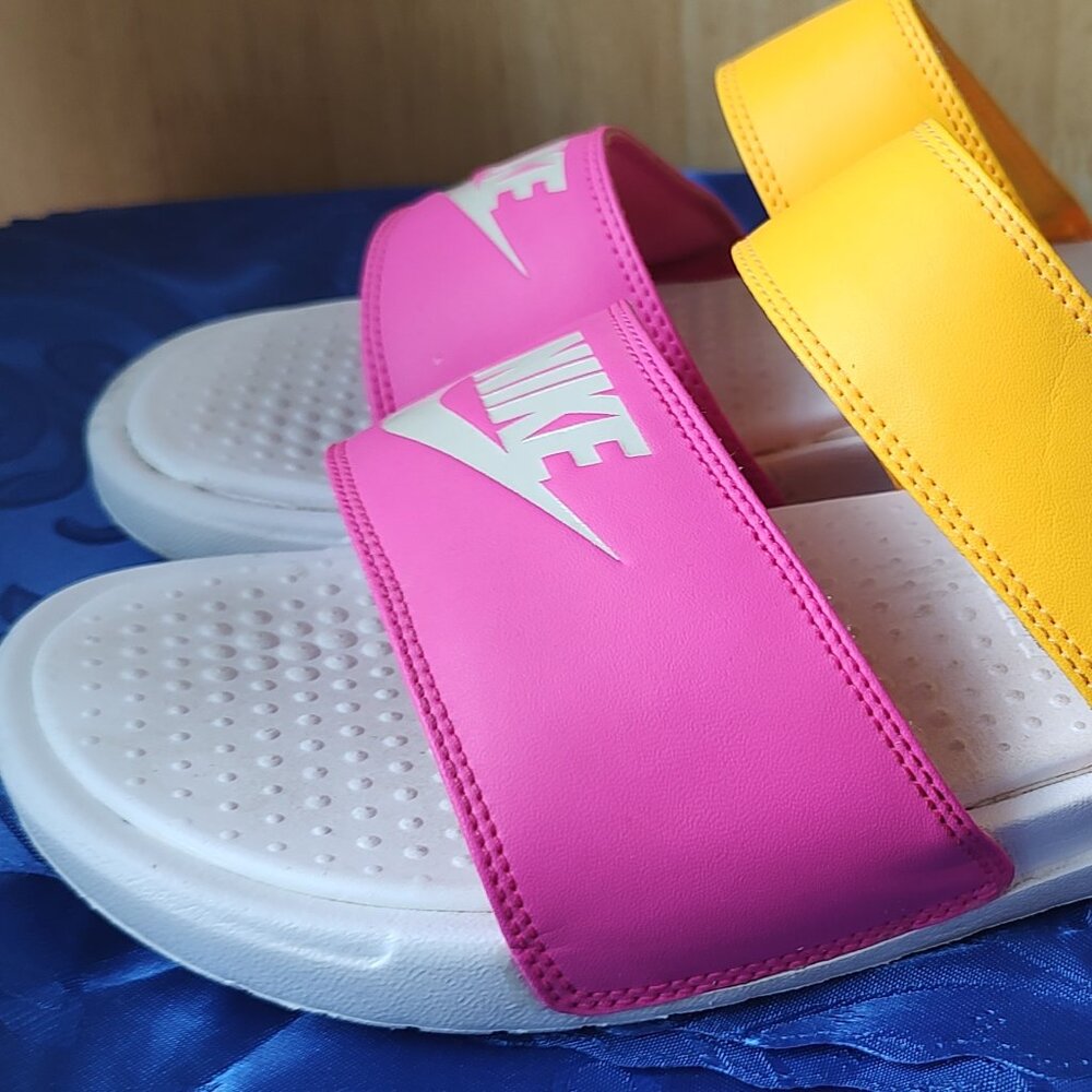 Nike Benassi duo Ultra Slide, women's metallic summit white